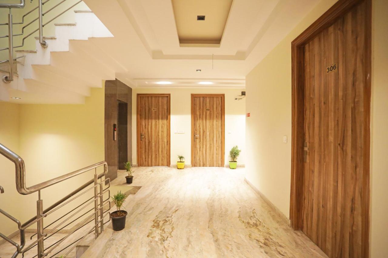 ניו דלהי Hotel Good Vibe Near Delhi Igi Airport מראה חיצוני תמונה