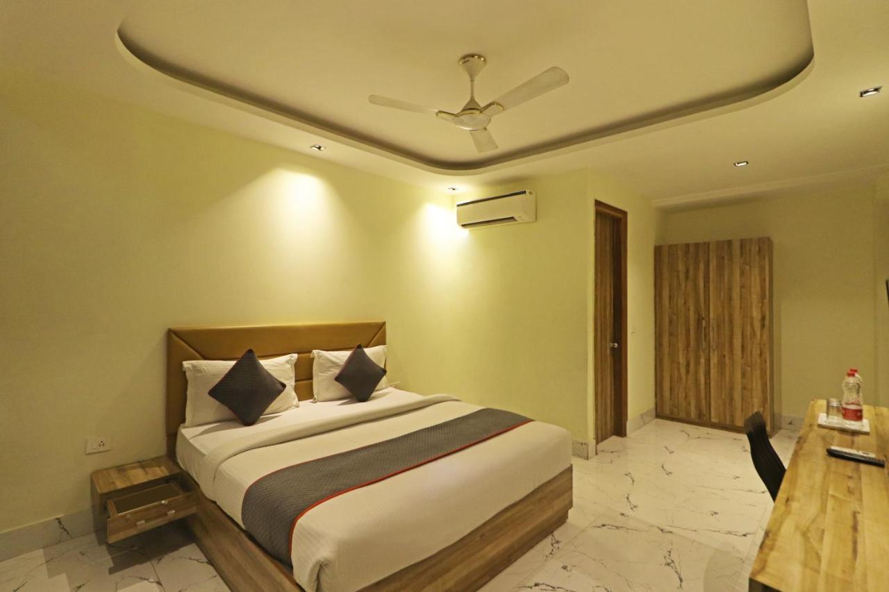 ניו דלהי Hotel Good Vibe Near Delhi Igi Airport מראה חיצוני תמונה