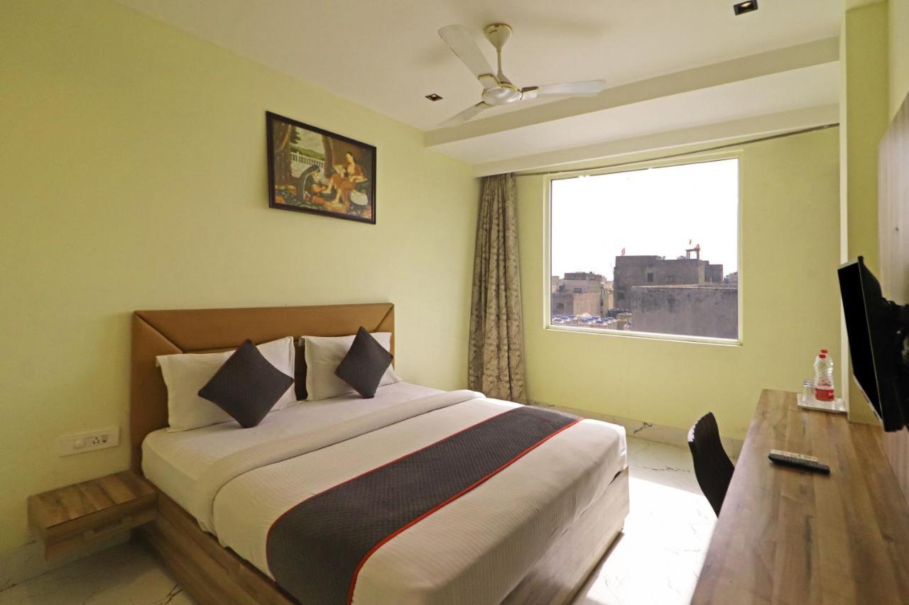 ניו דלהי Hotel Good Vibe Near Delhi Igi Airport מראה חיצוני תמונה