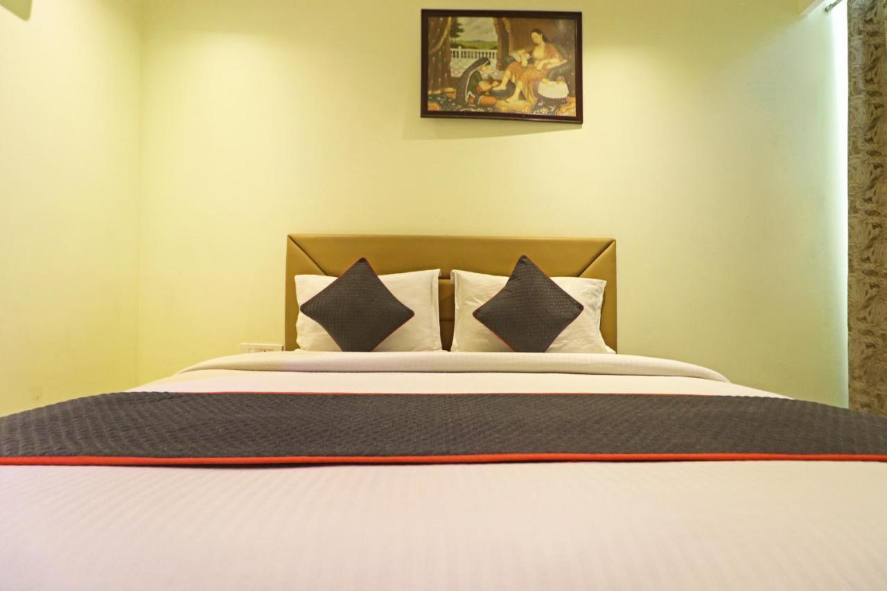 ניו דלהי Hotel Good Vibe Near Delhi Igi Airport מראה חיצוני תמונה
